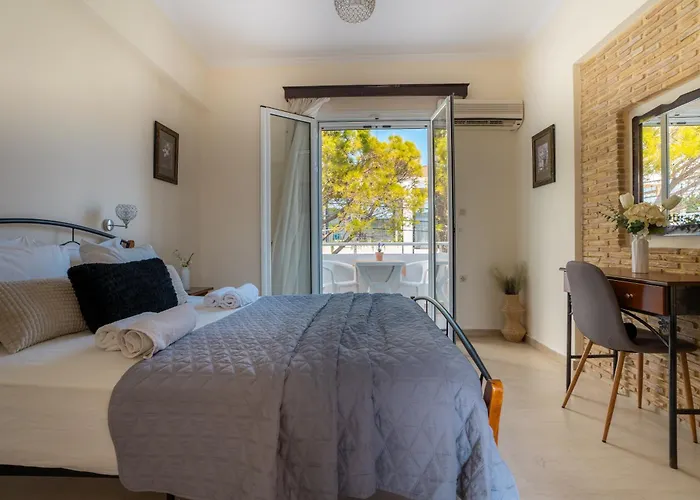 Neraida Tsilivi (Zakynthos)