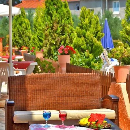 Neraida * Tsilivi (Zakynthos)